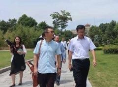 浦东水务和长桥山庄向导考察福寿园和太阳城官网集团