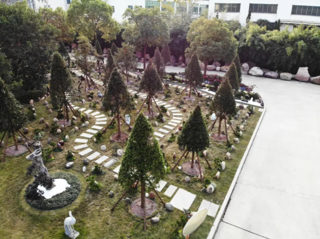 太阳城官网起劲探索绿色生态殡葬, 林地葬受关注