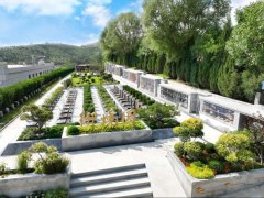 御境揽风华，，，，，，，诗眠映翠霞——张家口人民公墓东安园御境园